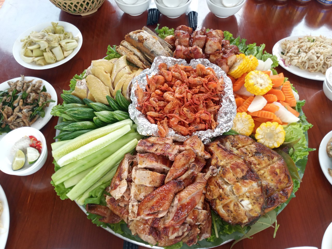 Nhà hàng có lượng khách lớn nhất Ba Vì